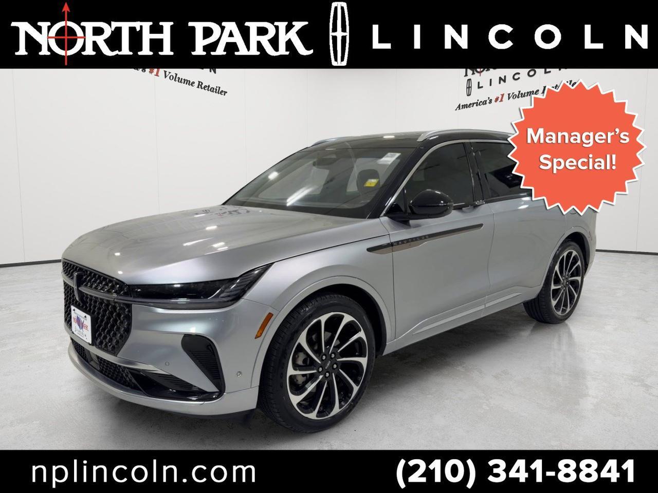 2024 Lincoln Nautilus Black Label