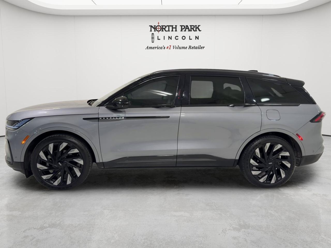 2024 Lincoln Nautilus Black Label