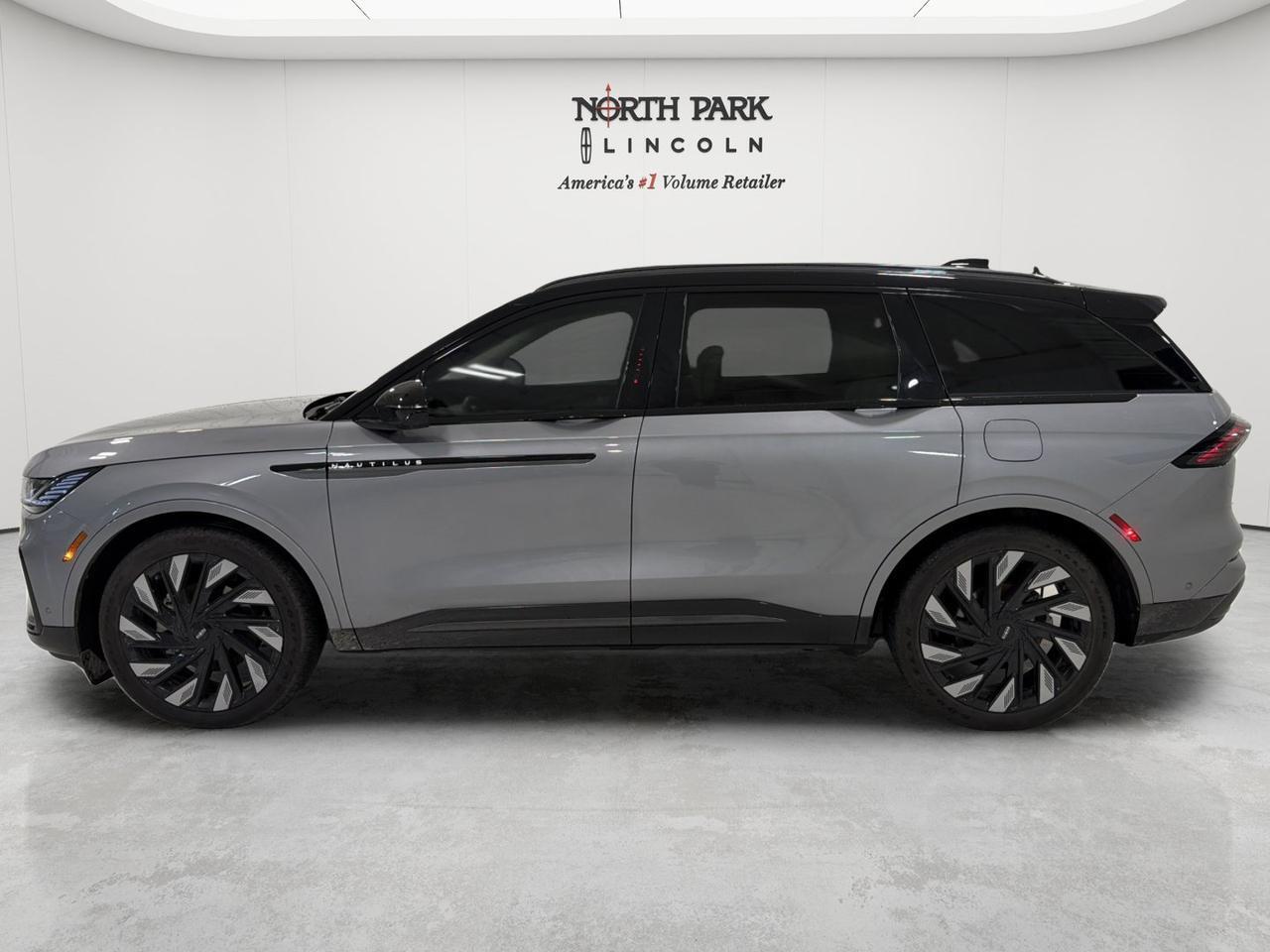 2024 Lincoln Nautilus Black Label