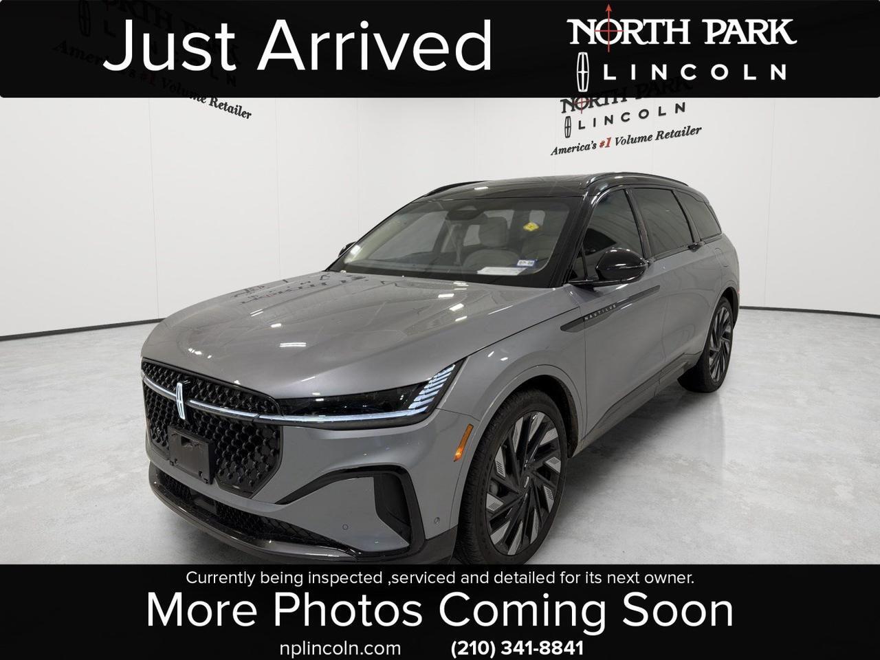 2024 Lincoln Nautilus Black Label
