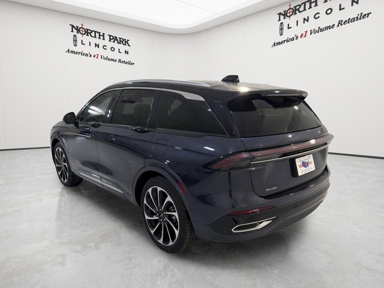2024 Lincoln Nautilus Black Label