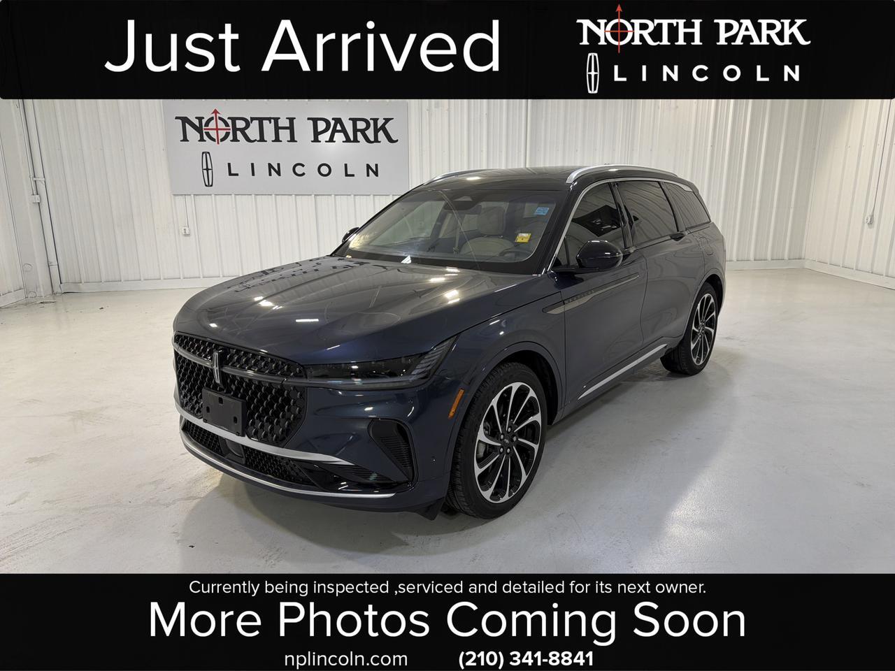 2024 Lincoln Nautilus Black Label