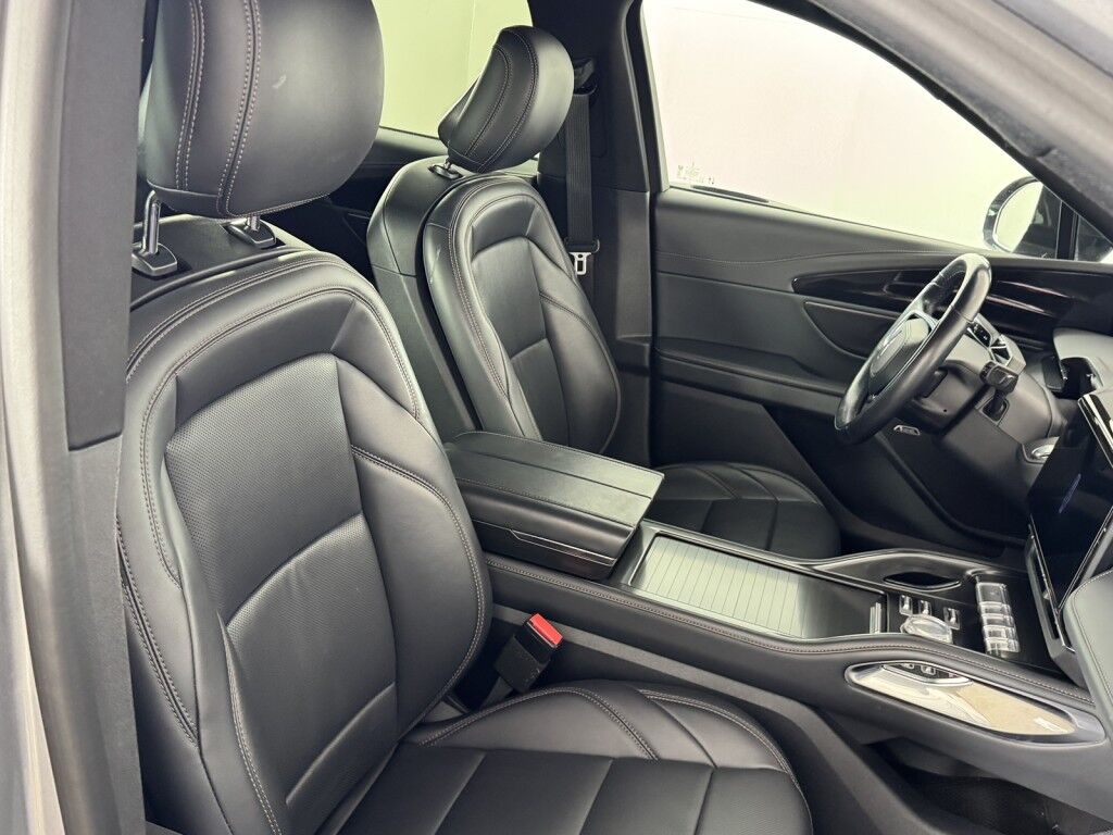 2024 Lincoln Nautilus Premiere AWD w/Jet Appearance Maumee OH