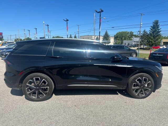 2024 Lincoln Nautilus Reserve Cleveland OH