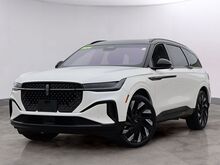 2024_Lincoln_Nautilus_Reserve_ Oshkosh WI