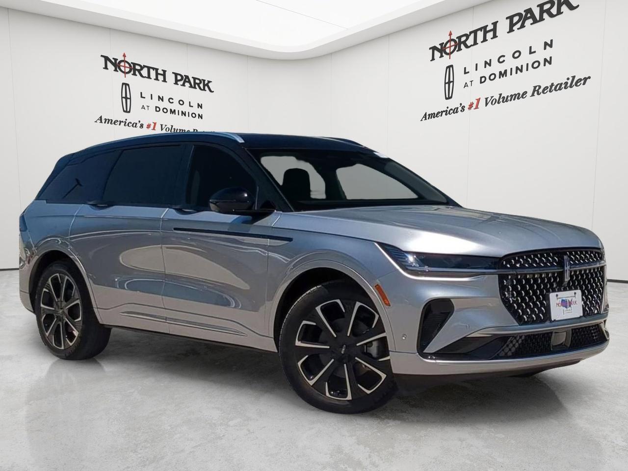 2024 Lincoln Nautilus Reserve
