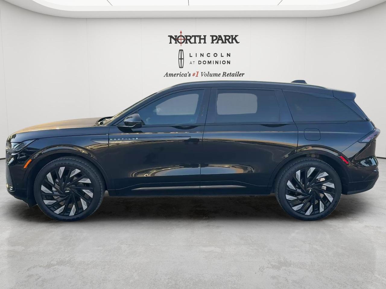 2024 Lincoln Nautilus Reserve