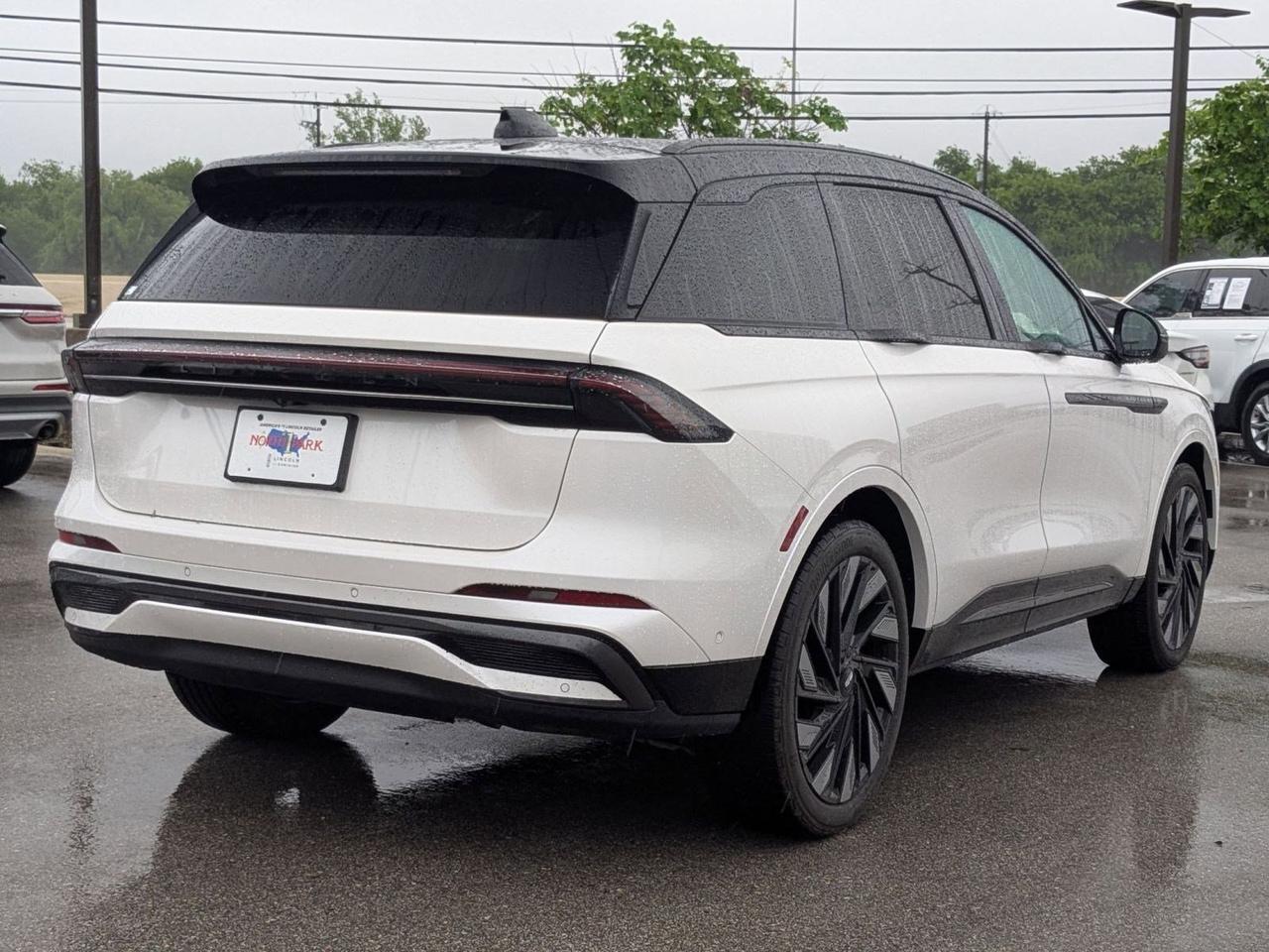 2024 Lincoln Nautilus Reserve