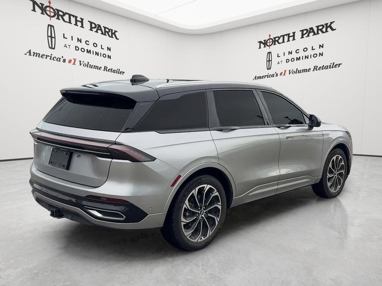 2024 Lincoln Nautilus Reserve