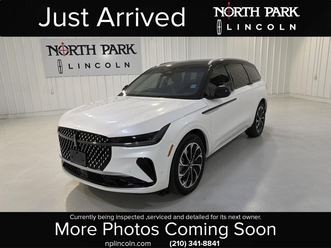 2024 Lincoln Nautilus Reserve