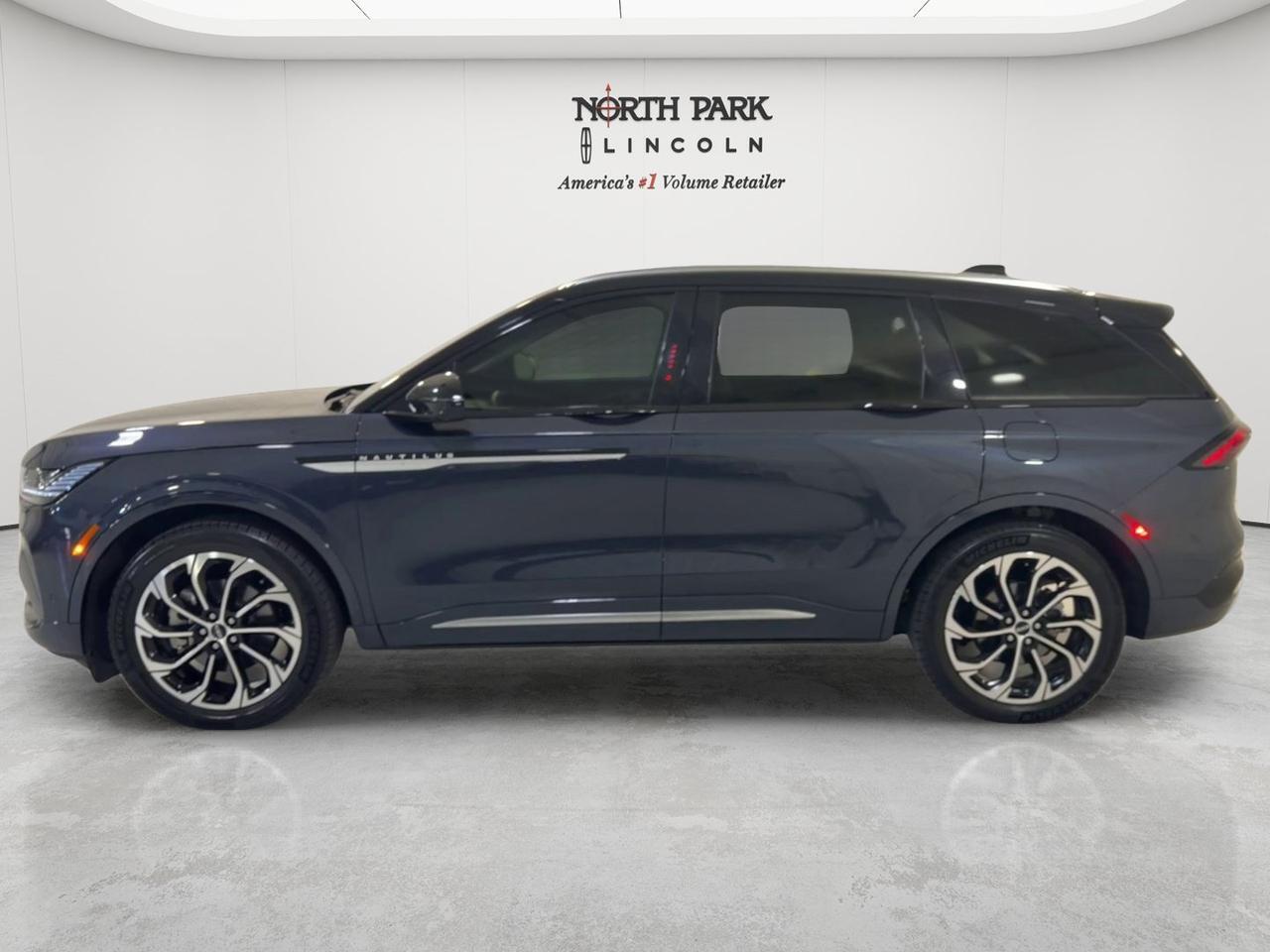 2024 Lincoln Nautilus Reserve