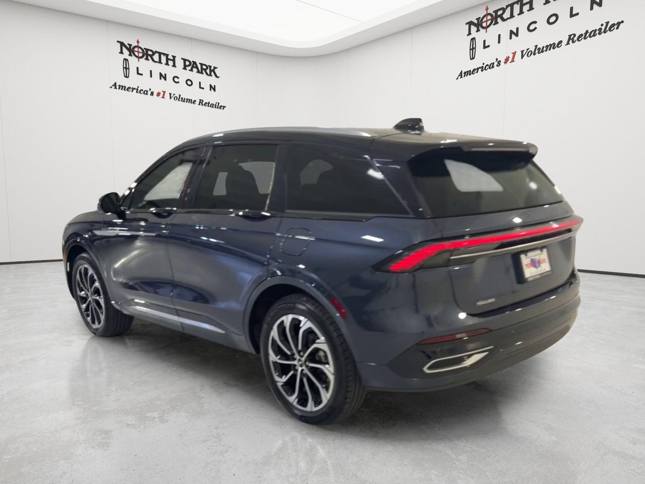 2024 Lincoln Nautilus Reserve