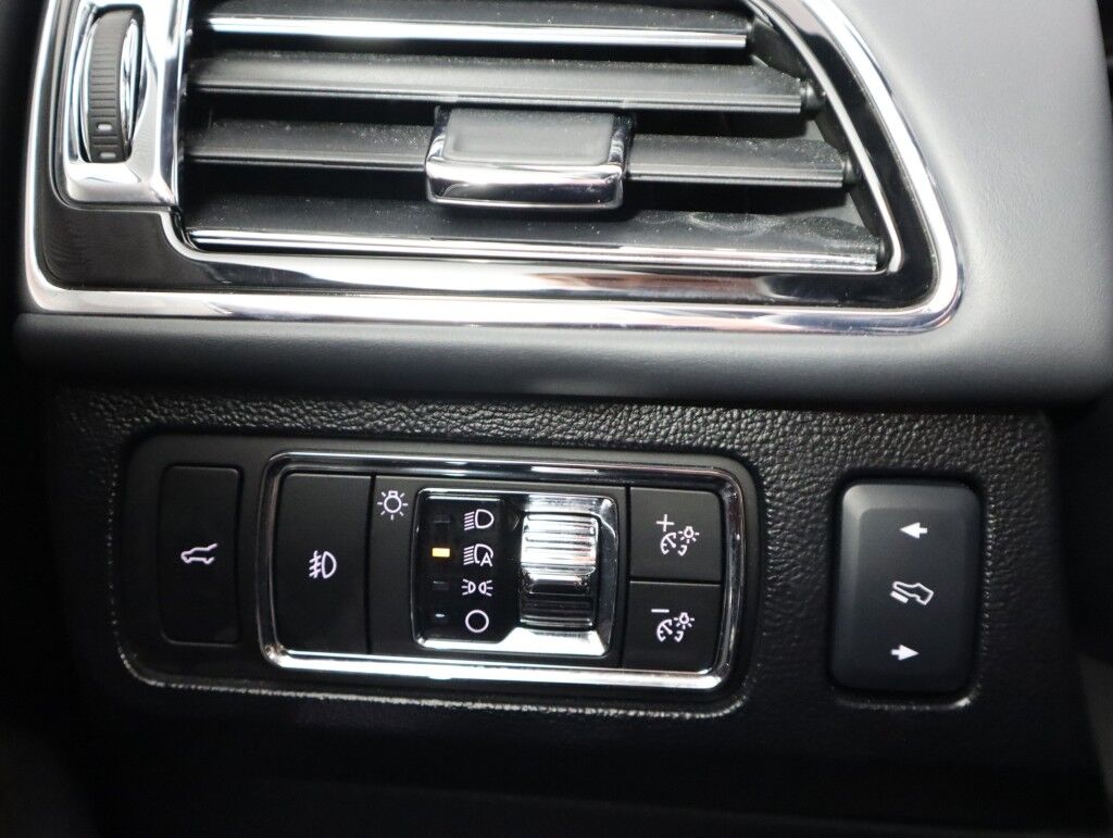 2024 Lincoln Navigator Black Label 4x4 w/2nd Row Massage Maumee OH