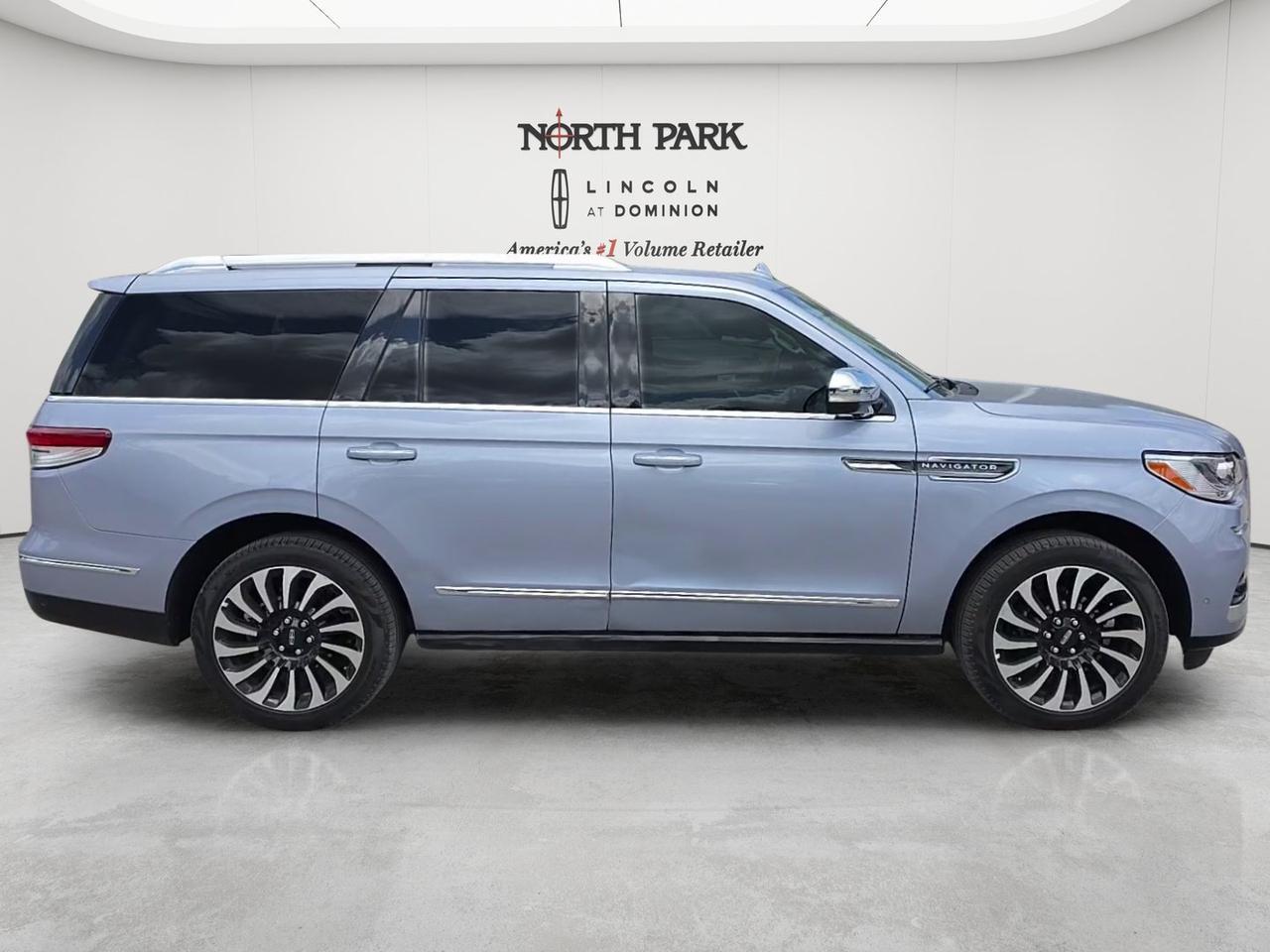 2024 Lincoln Navigator Black Label