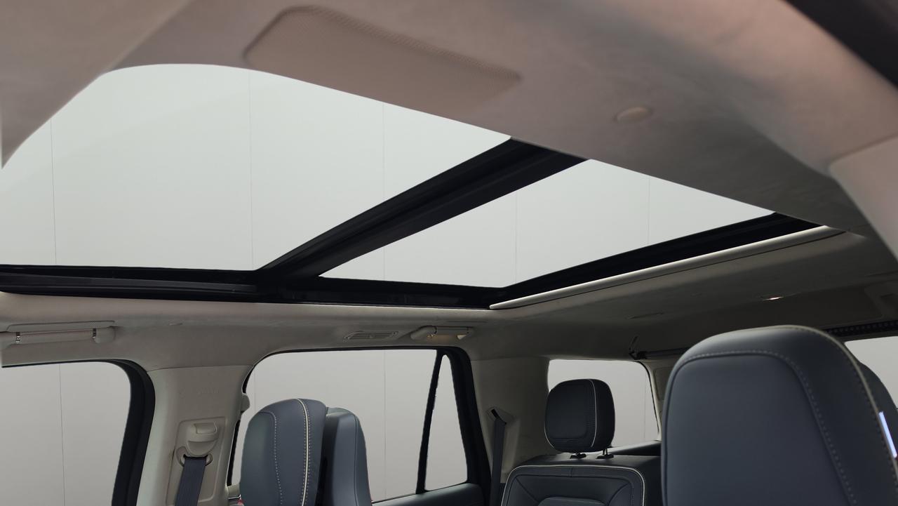 2024 Lincoln Navigator Black Label