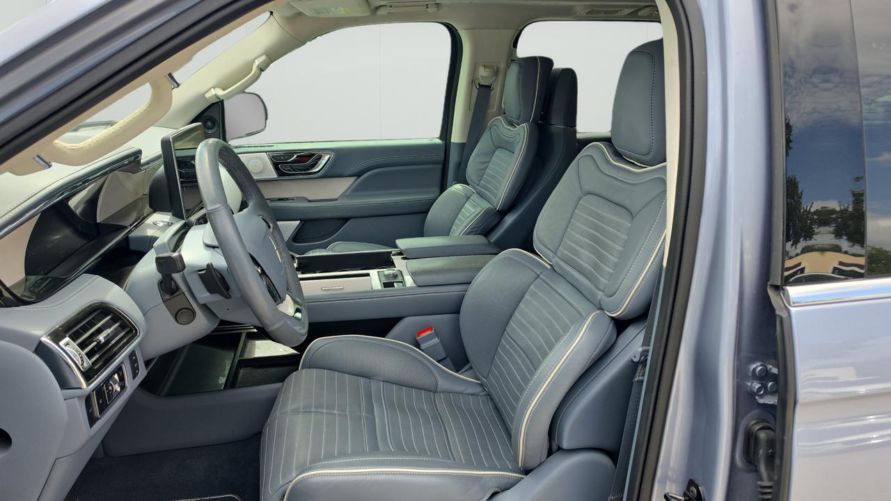 2024 Lincoln Navigator Black Label
