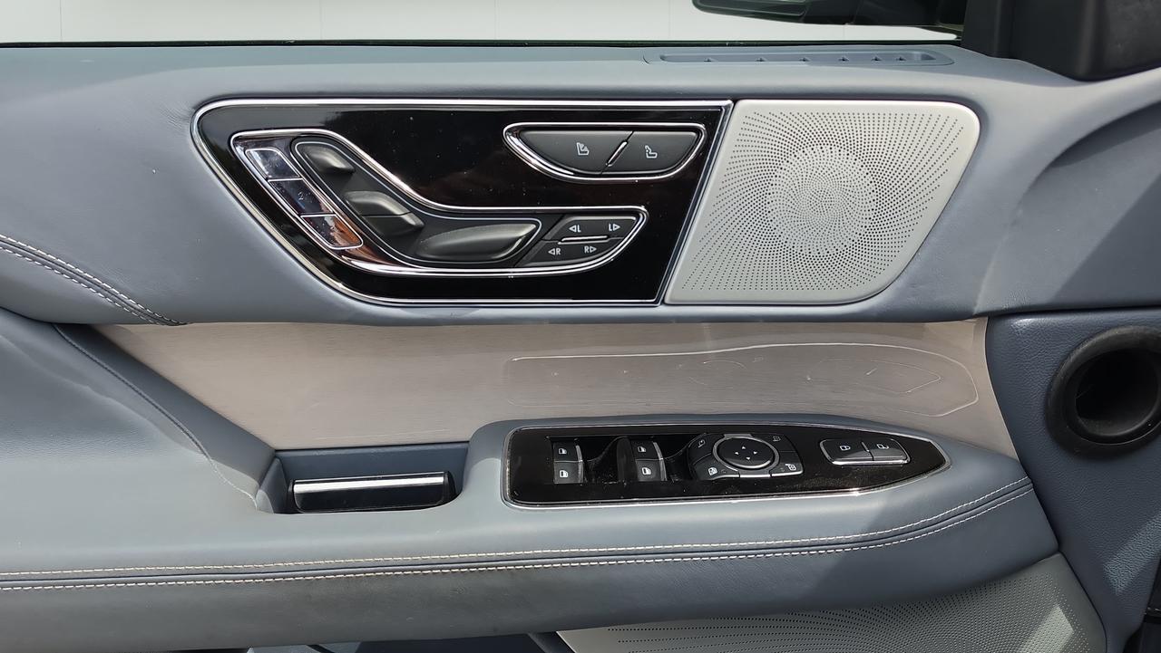 2024 Lincoln Navigator Black Label