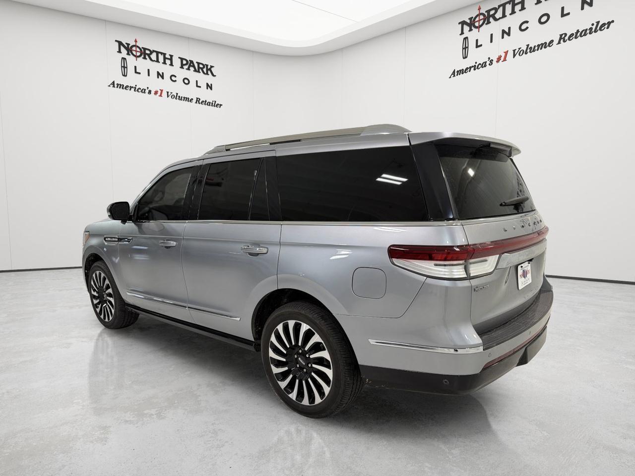 2024 Lincoln Navigator Black Label