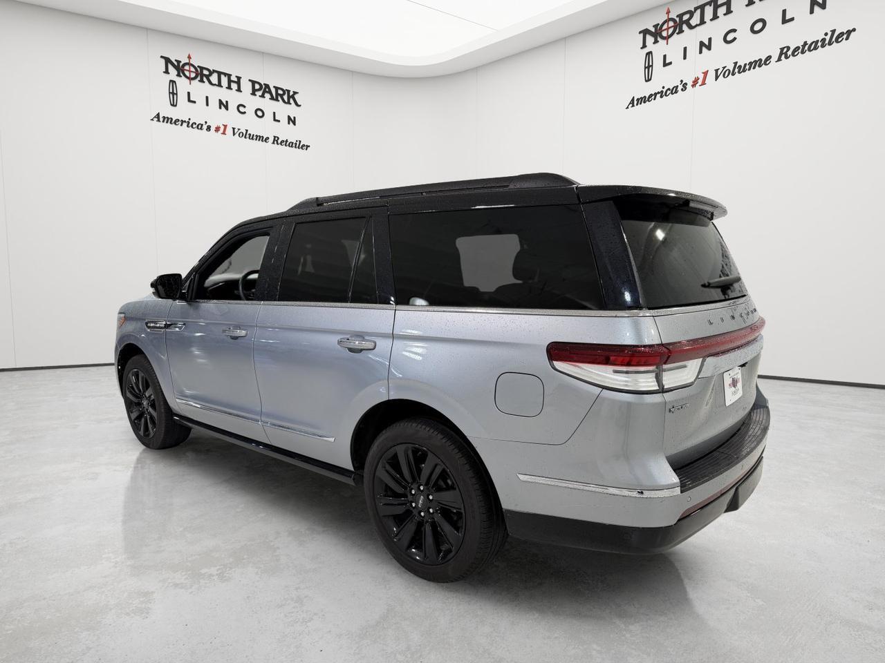 2024 Lincoln Navigator Black Label