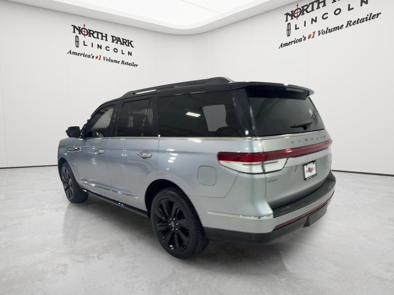 2024 Lincoln Navigator Black Label