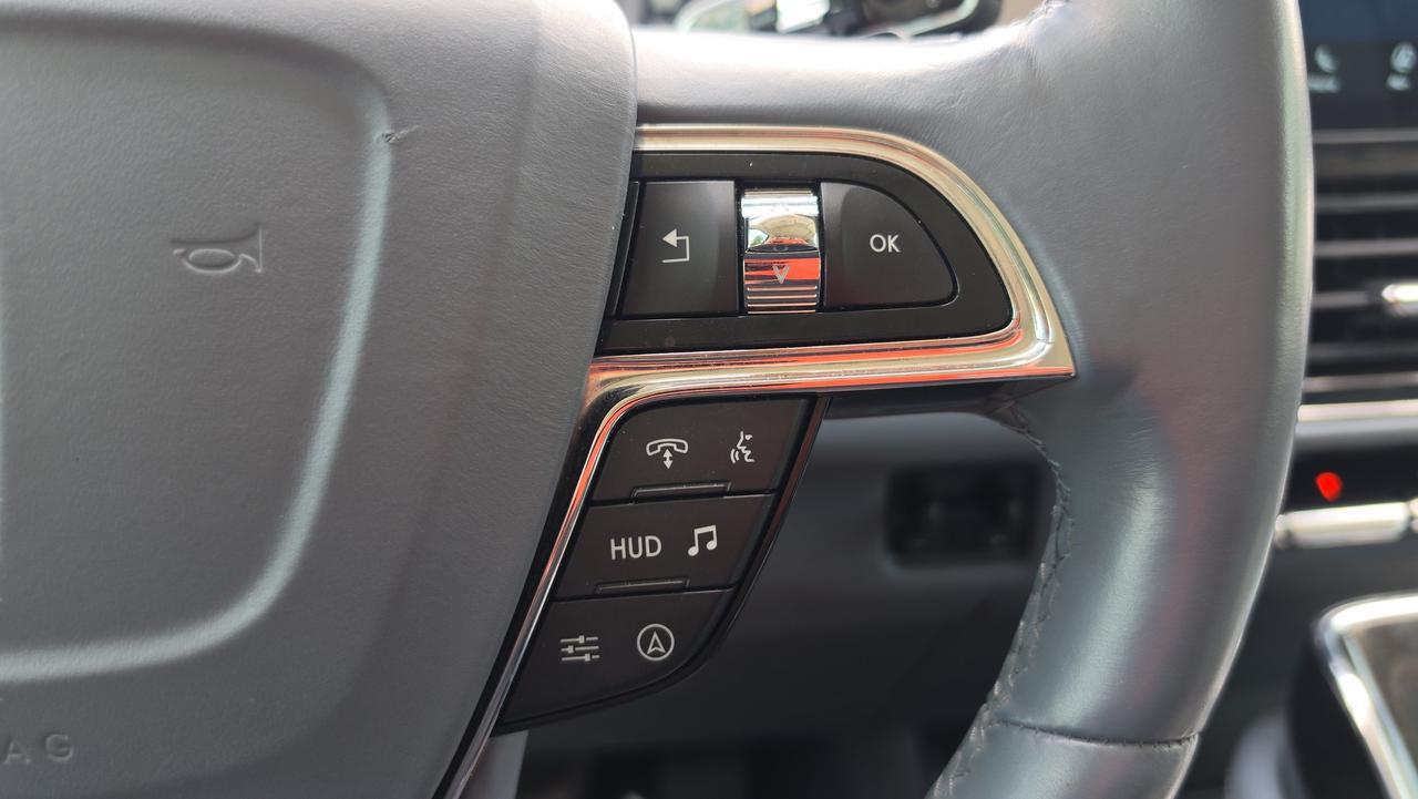 2024 Lincoln Navigator L Black Label