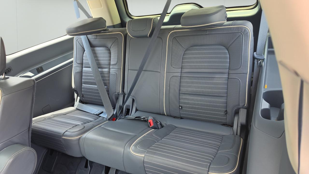 2024 Lincoln Navigator L Black Label