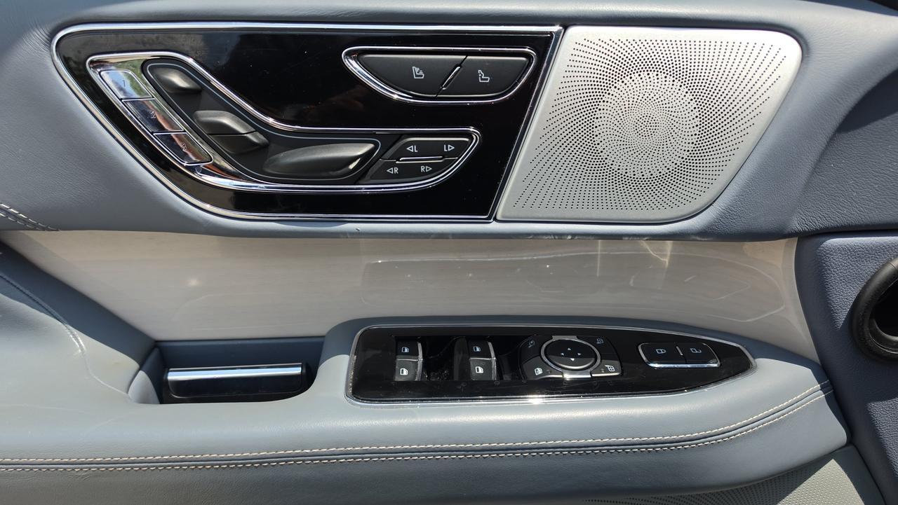 2024 Lincoln Navigator L Black Label