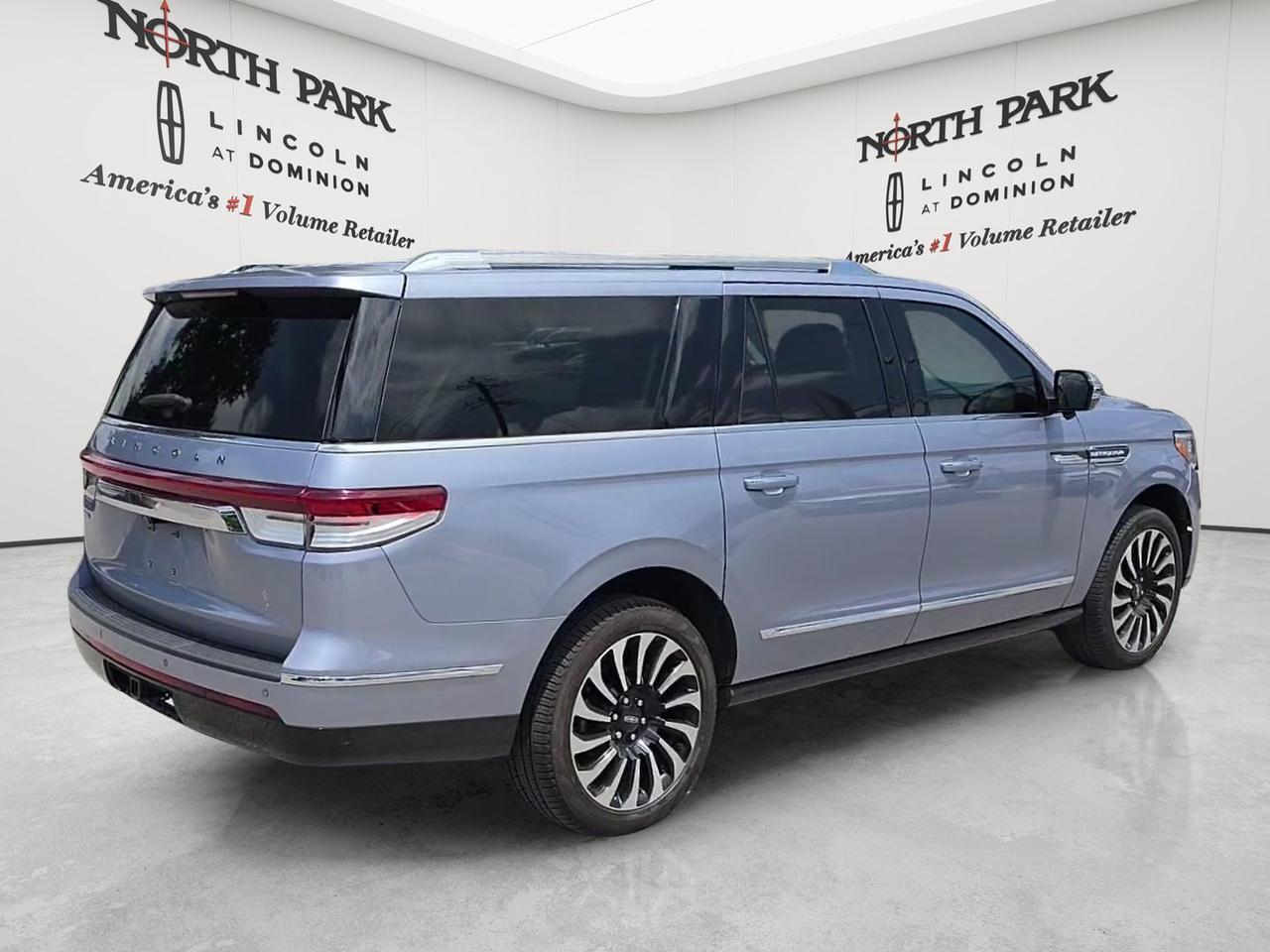 2024 Lincoln Navigator L Black Label