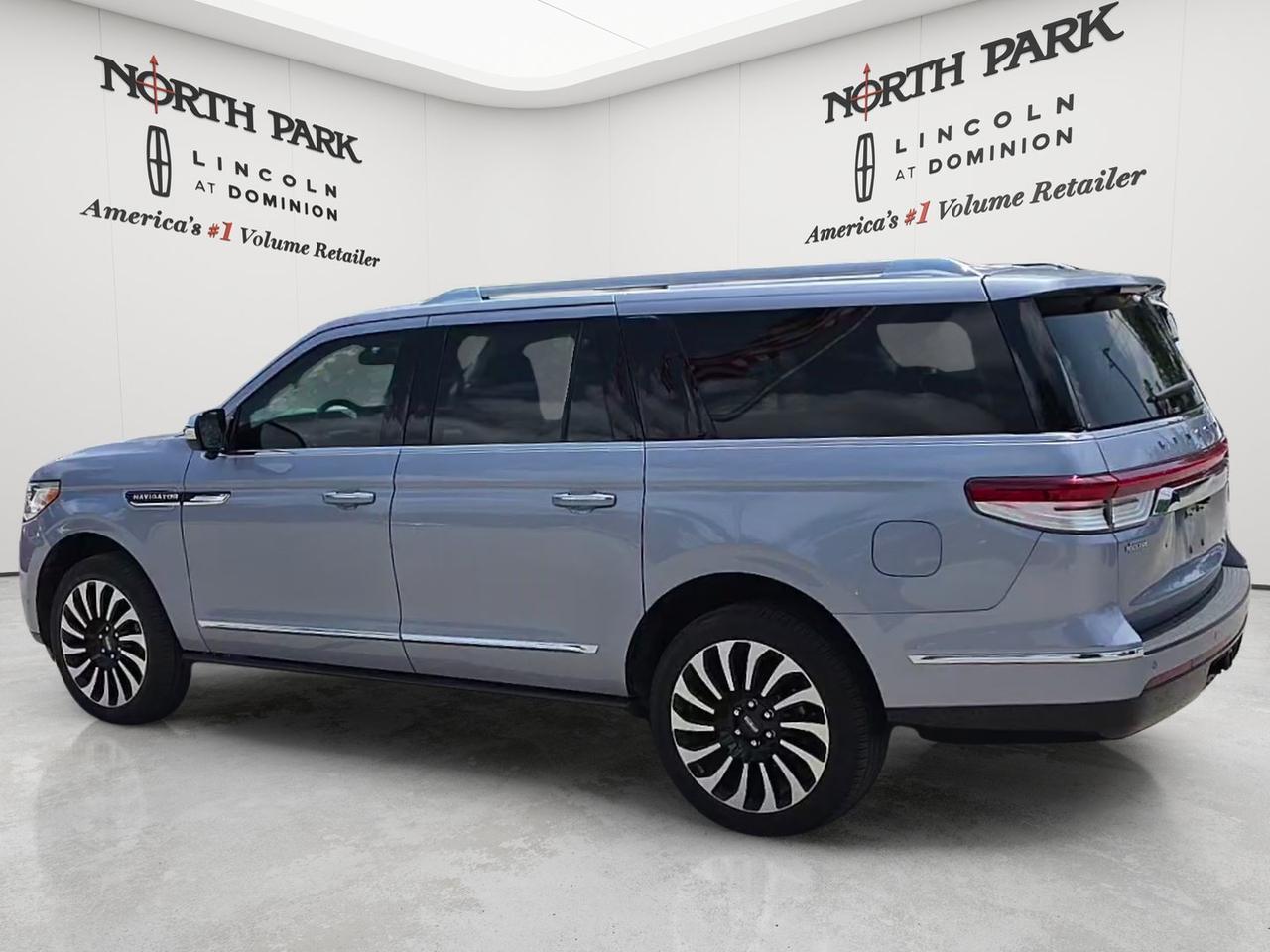 2024 Lincoln Navigator L Black Label