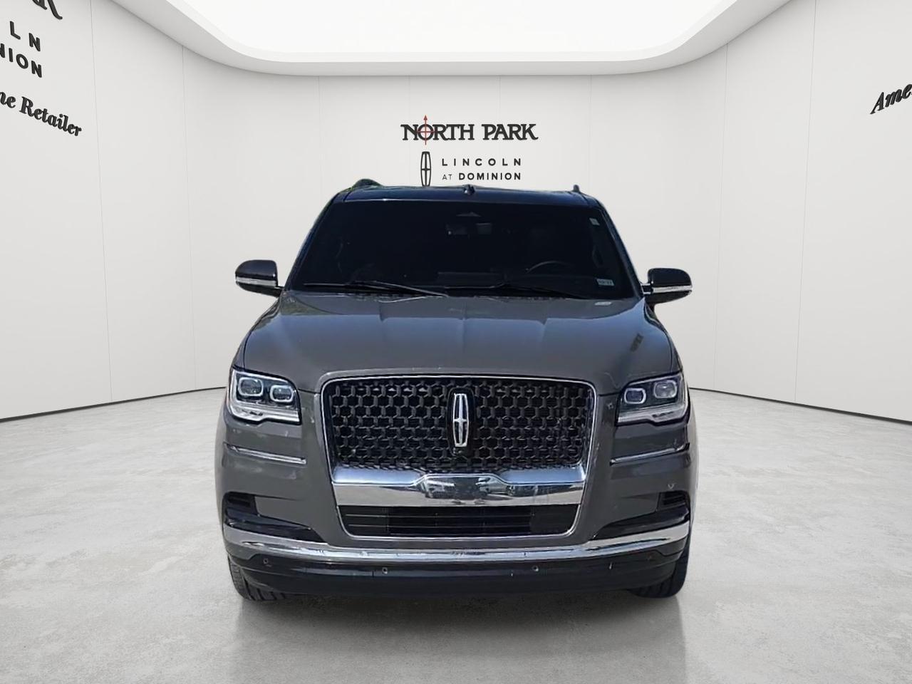 2024 Lincoln Navigator L Black Label
