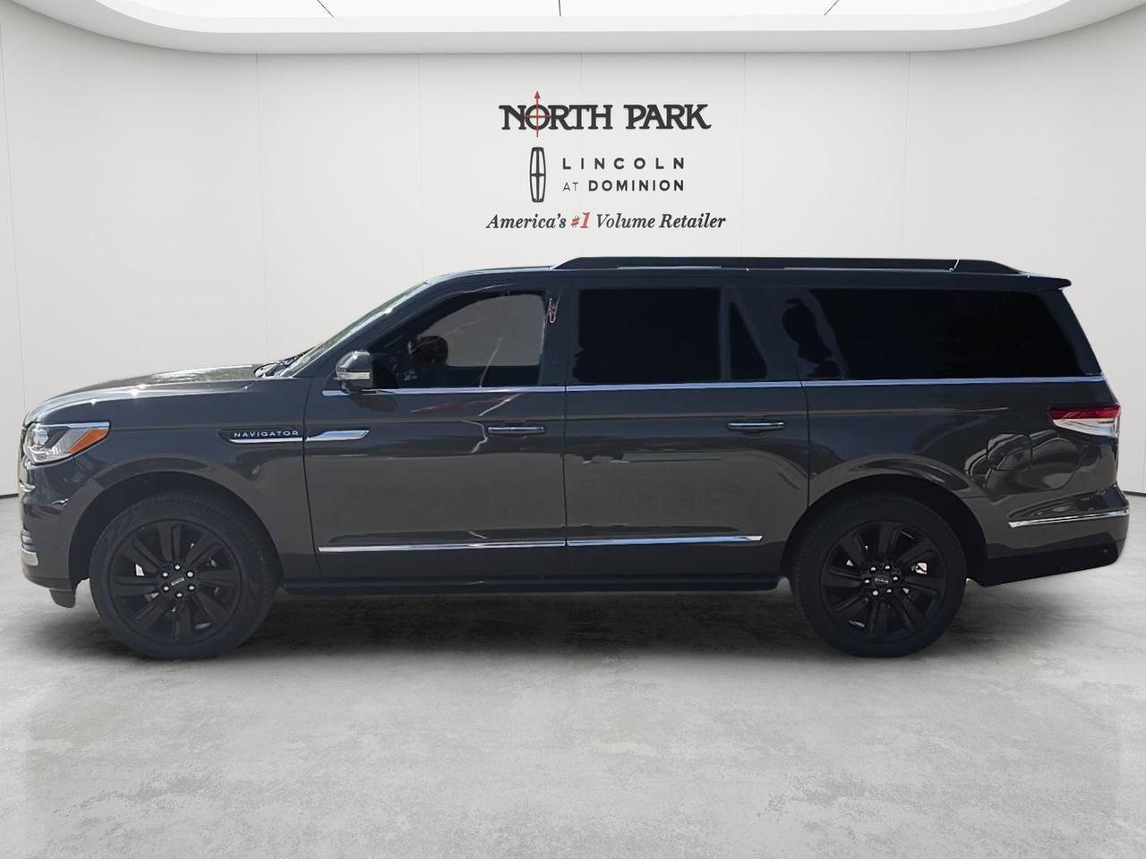 2024 Lincoln Navigator L Black Label
