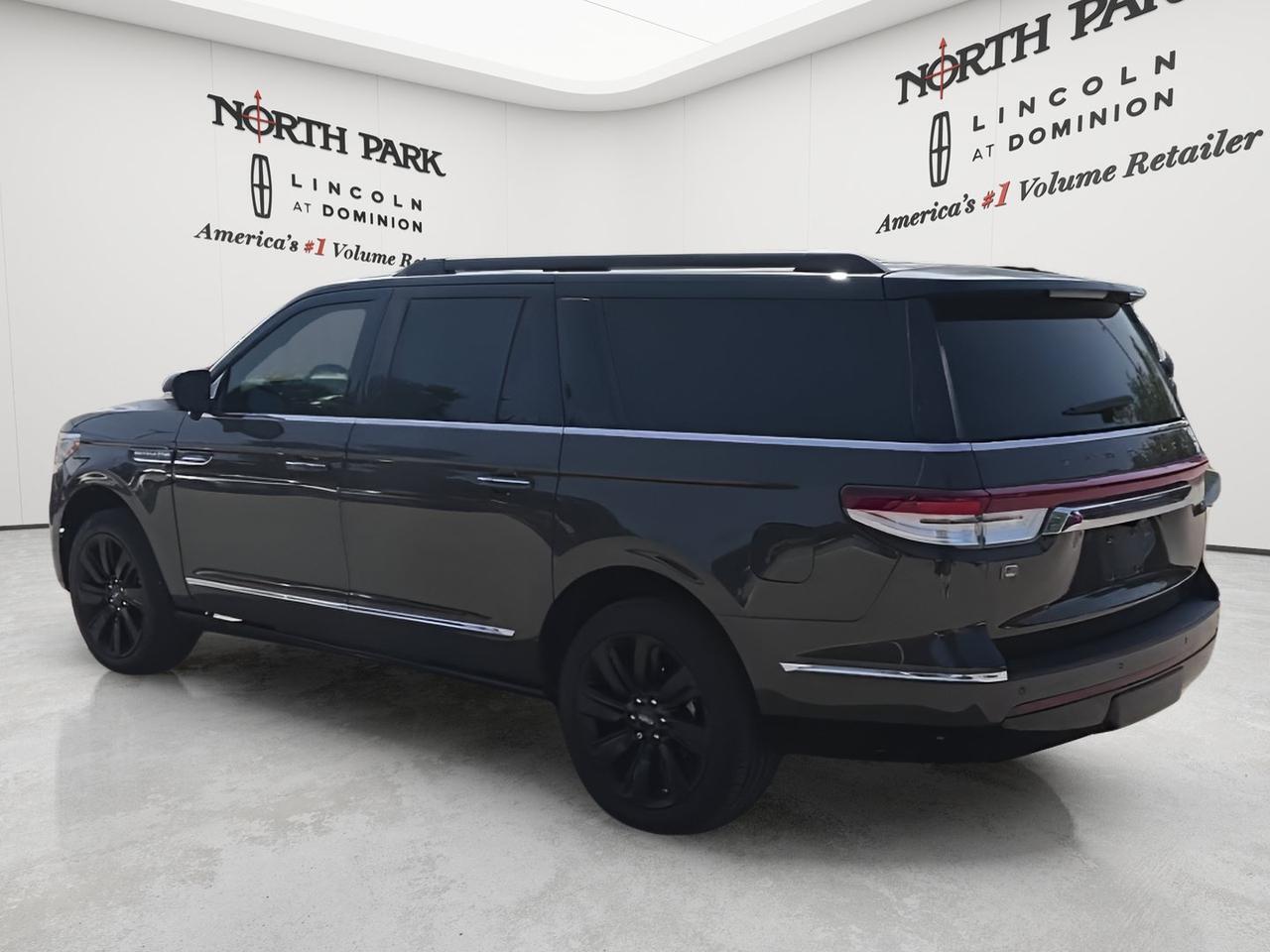 2024 Lincoln Navigator L Black Label