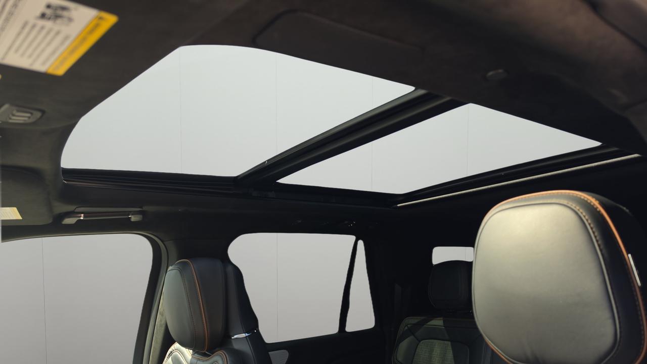 2024 Lincoln Navigator L Black Label
