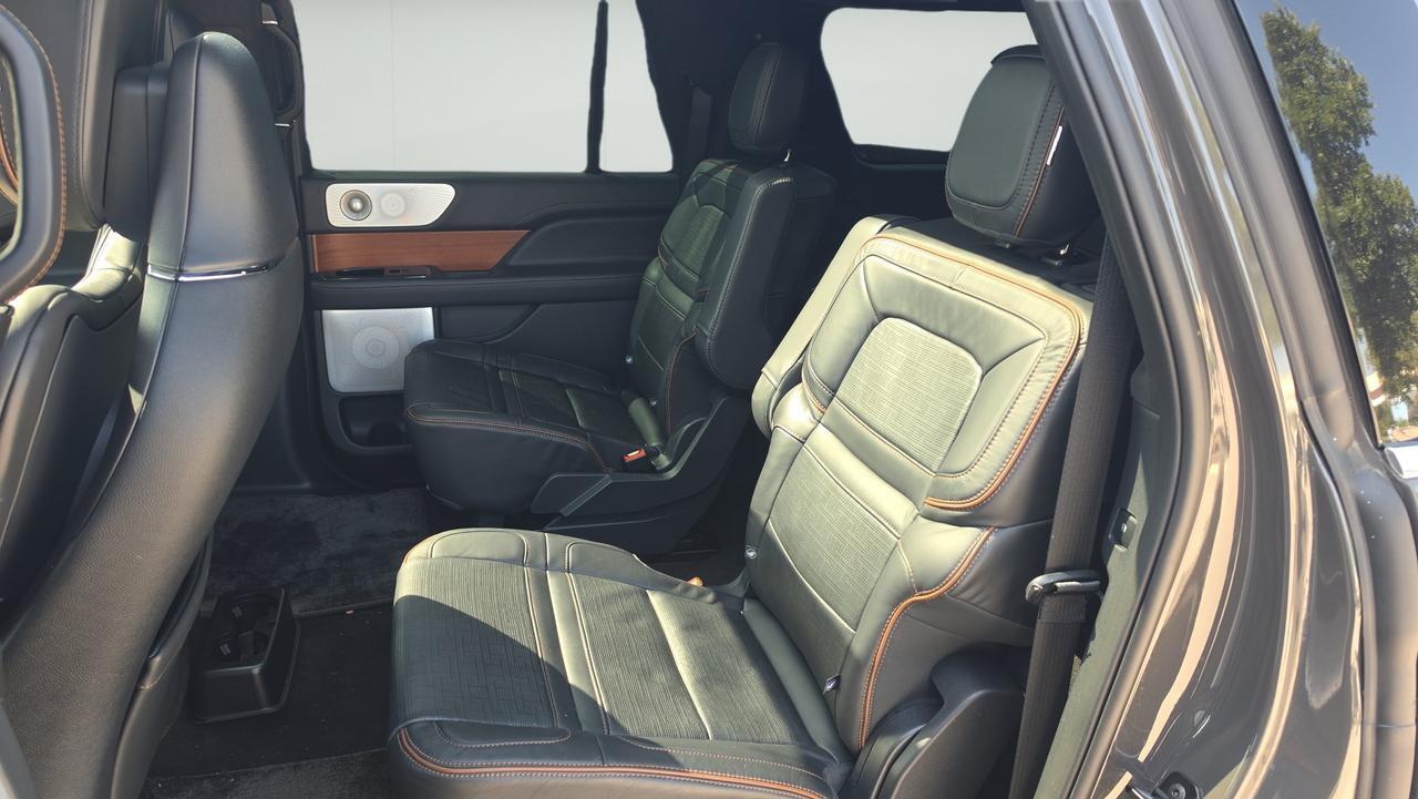 2024 Lincoln Navigator L Black Label