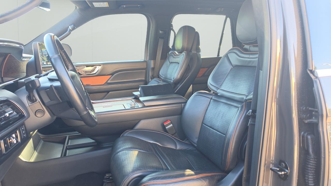 2024 Lincoln Navigator L Black Label