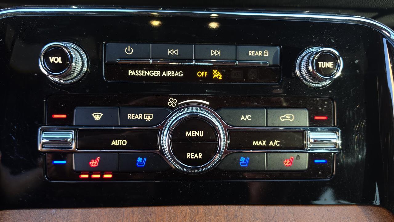 2024 Lincoln Navigator L Black Label