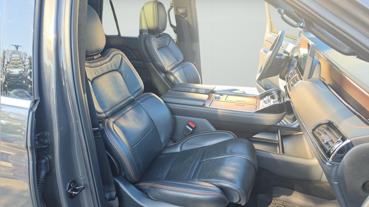 2024 Lincoln Navigator L Black Label