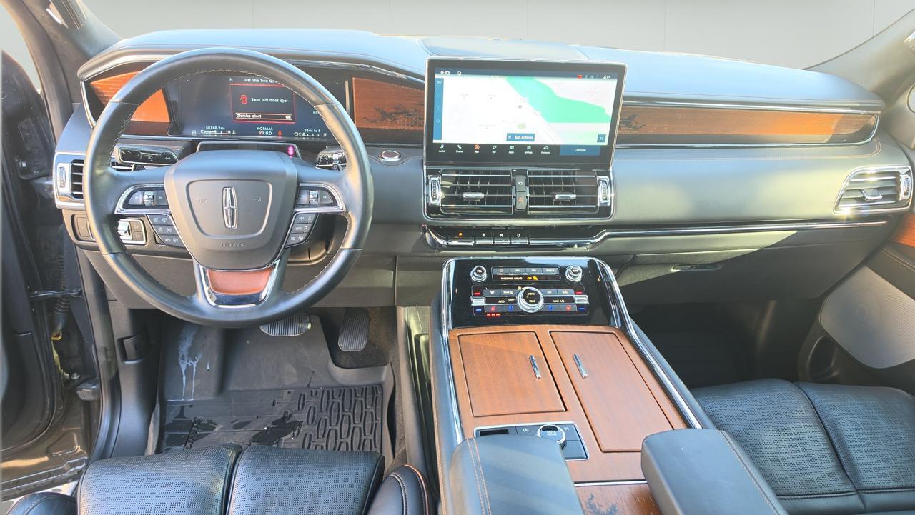 2024 Lincoln Navigator L Black Label