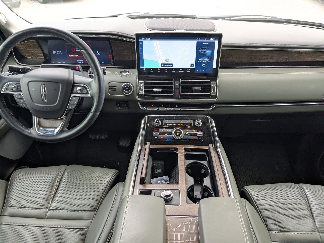 2024 Lincoln Navigator L Black Label