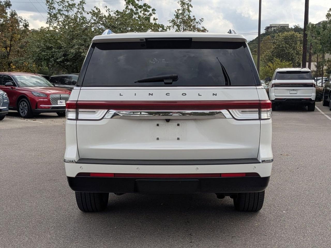 2024 Lincoln Navigator L Black Label
