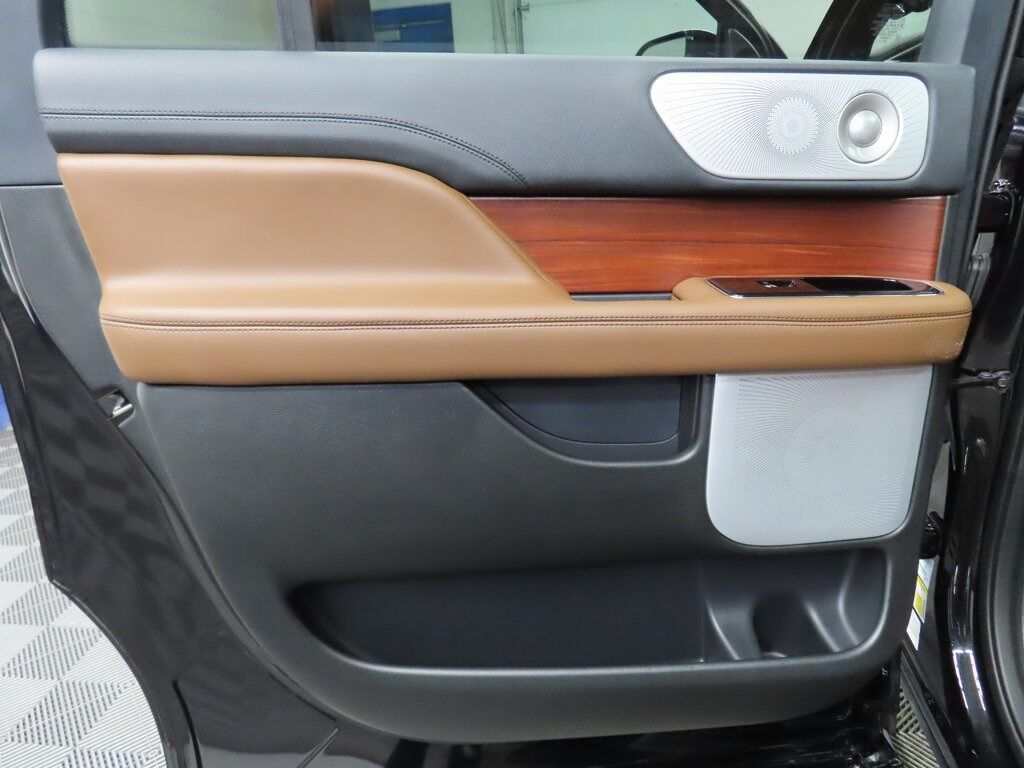 2024 Lincoln Navigator L L Reserve 4WD Fond du Lac WI