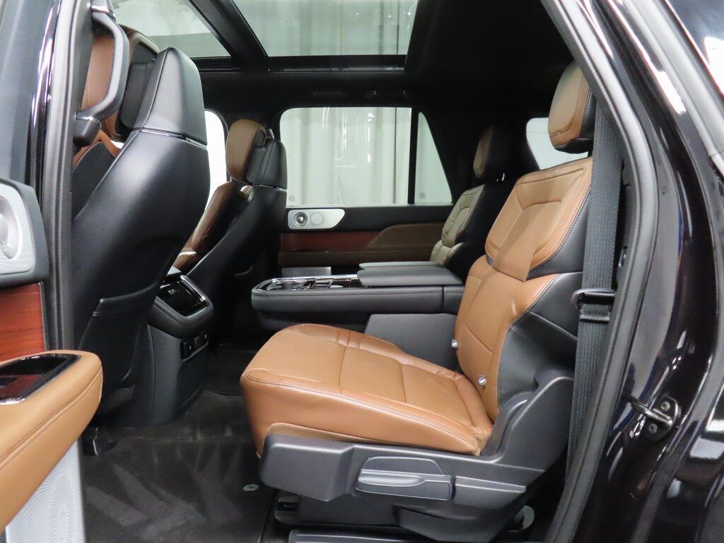 2024 Lincoln Navigator L L Reserve 4WD Fond du Lac WI