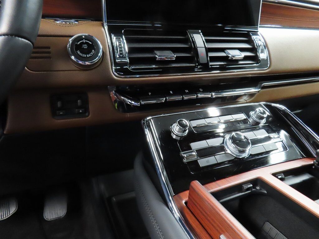 2024 Lincoln Navigator L L Reserve 4WD Fond du Lac WI