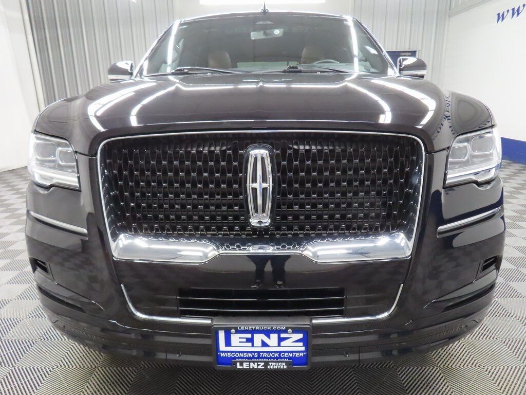 2024 Lincoln Navigator L L Reserve 4WD Fond du Lac WI