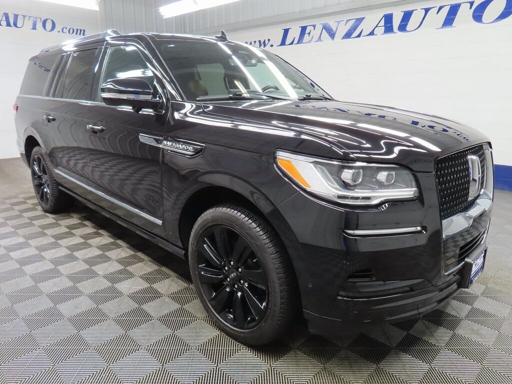 2024 Lincoln Navigator L L Reserve 4WD Fond du Lac WI