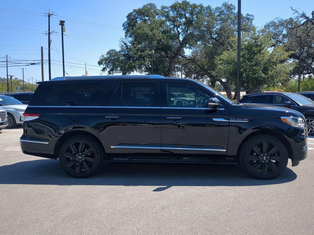 2024 Lincoln Navigator L Reserve