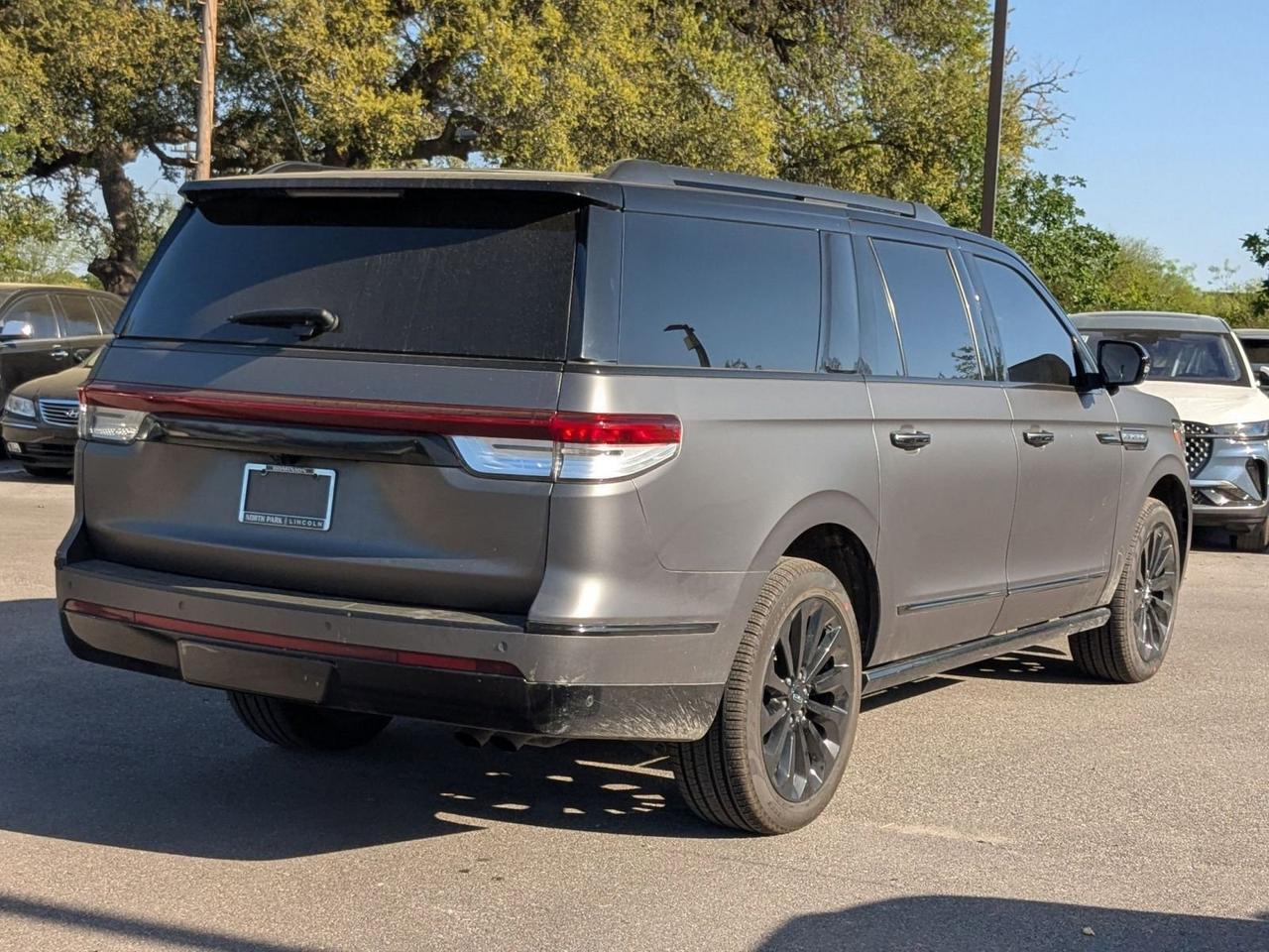 2024 Lincoln Navigator L Reserve