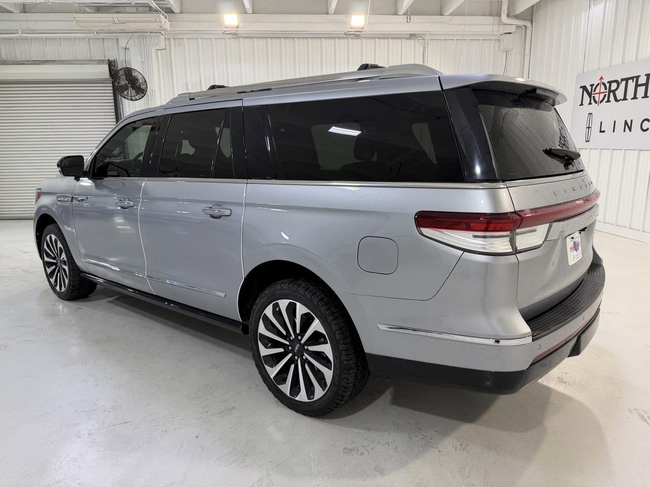 2024 Lincoln Navigator L Reserve