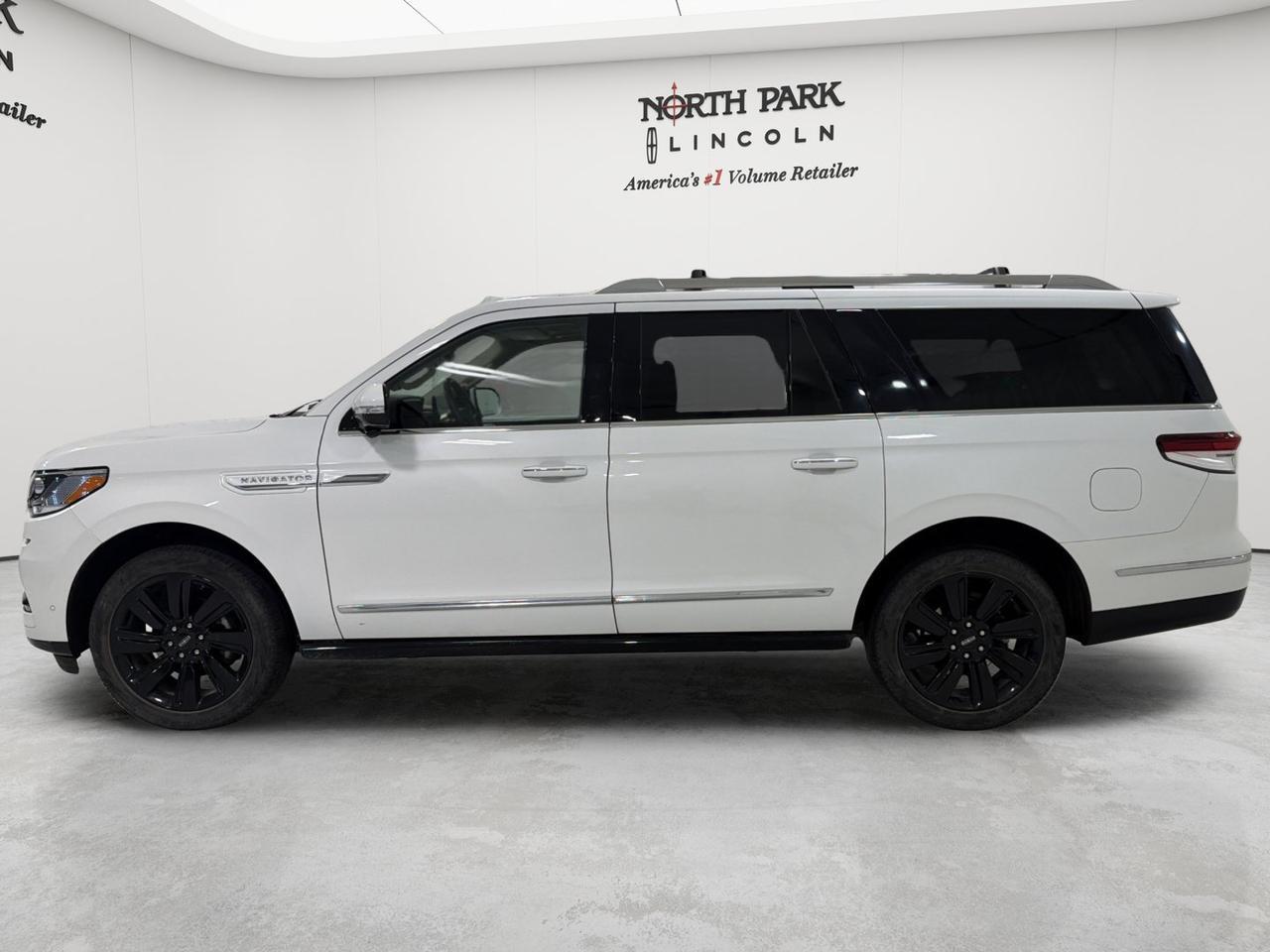 2024 Lincoln Navigator L Reserve
