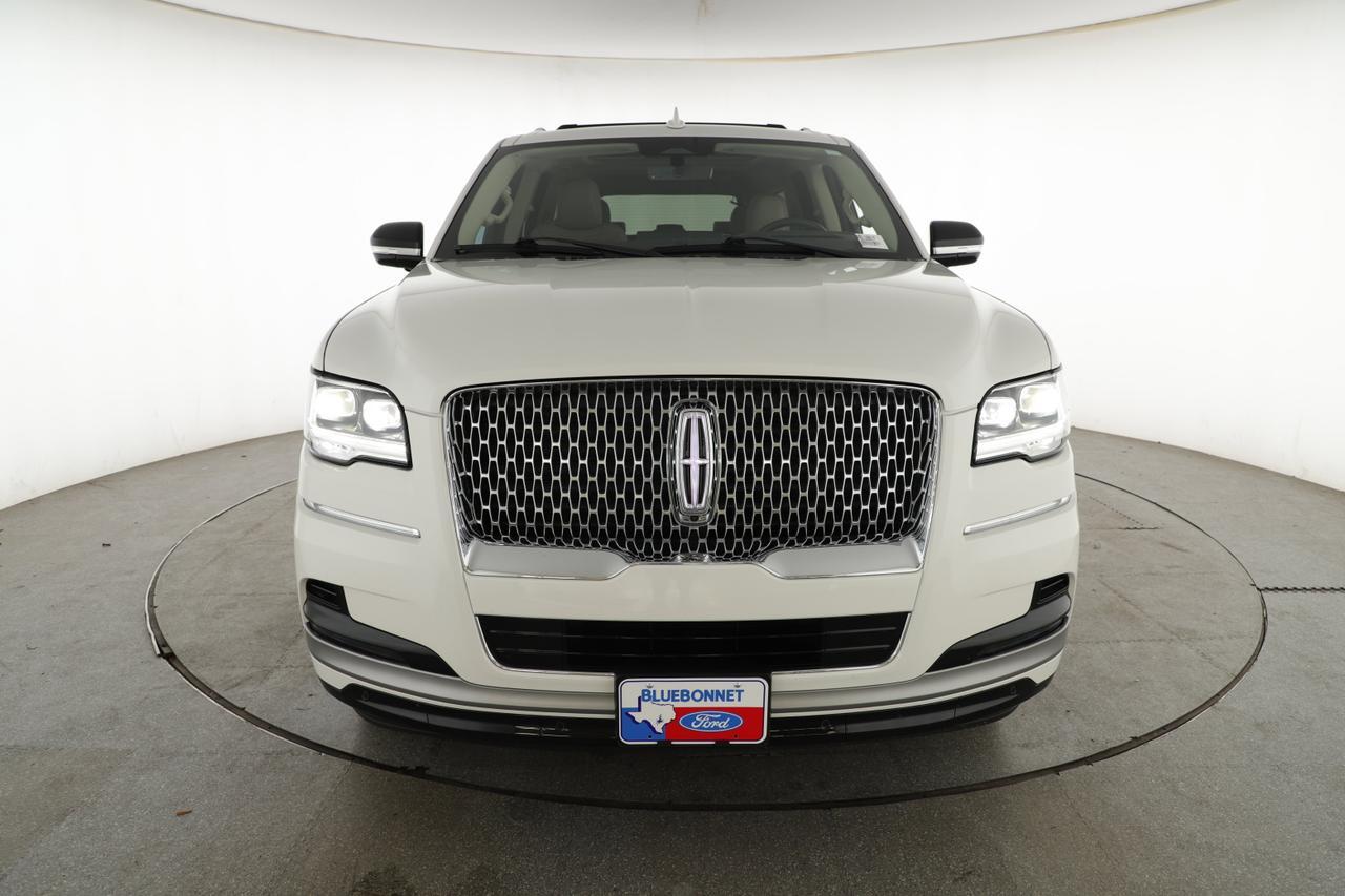 2024 Lincoln Navigator L Reserve